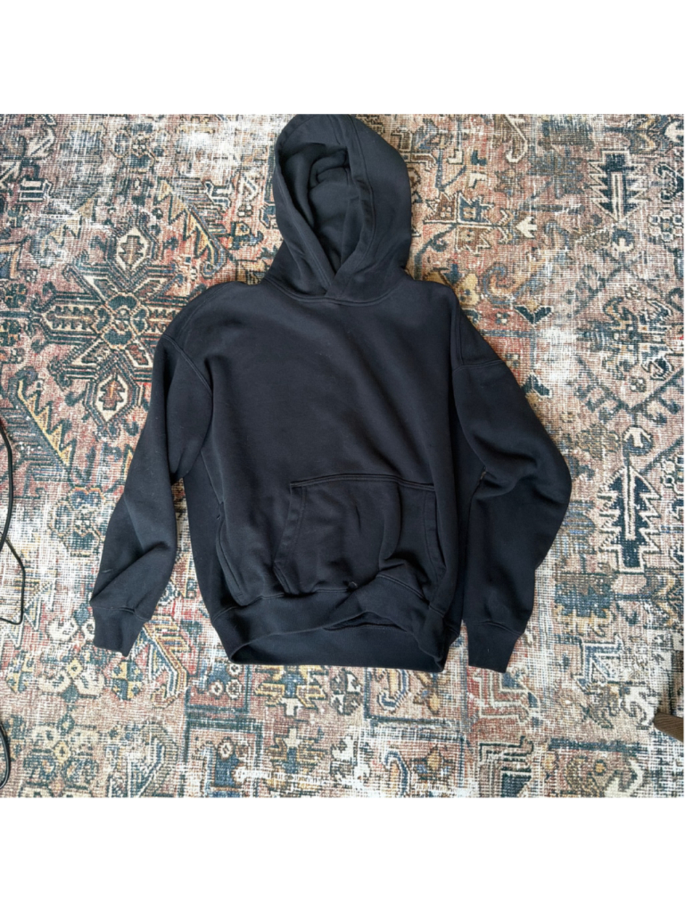 Menβs Hollister Boxy Fit Hoodie Black Size S